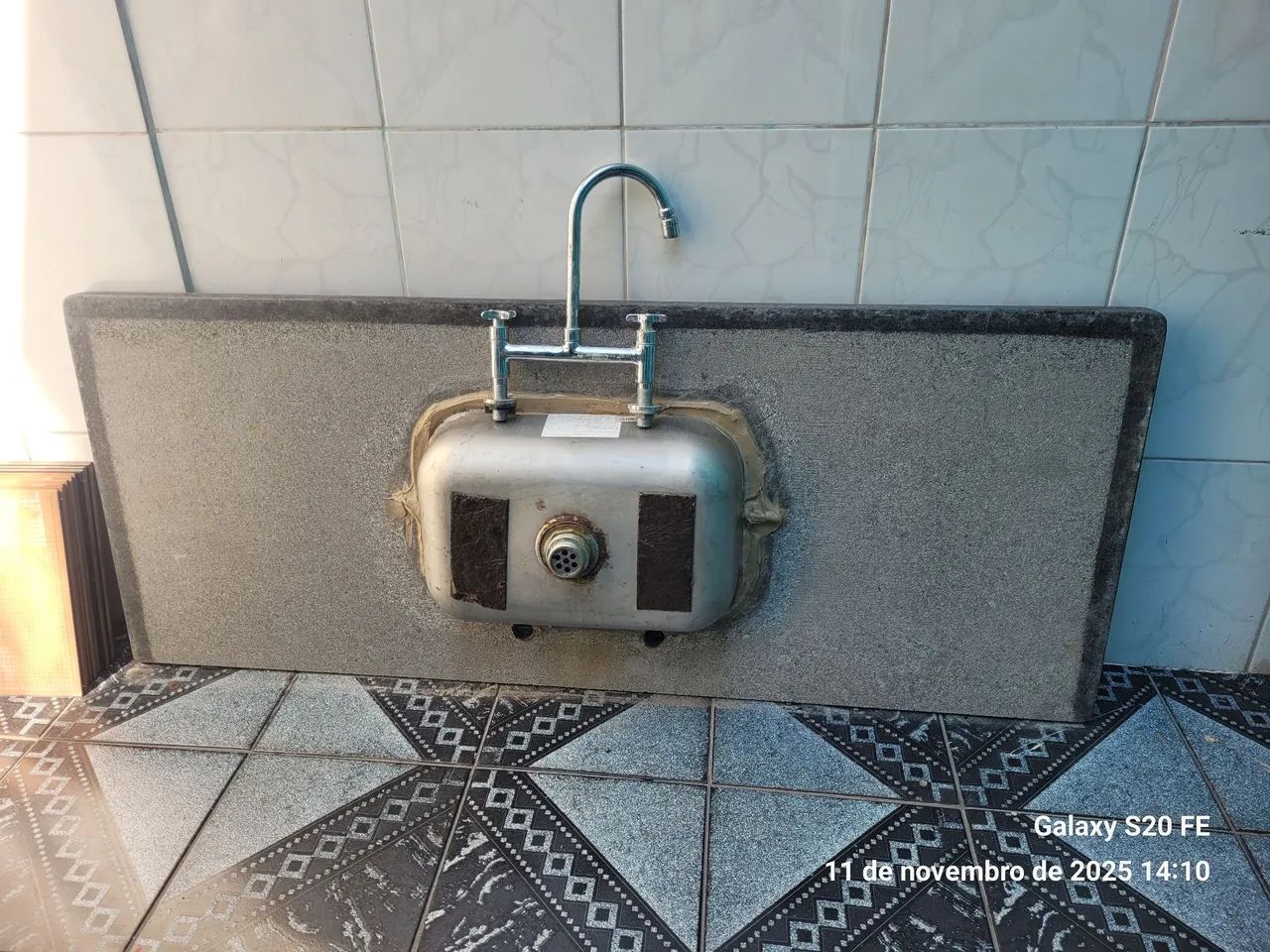 Pia com torneira usada - Foto 5