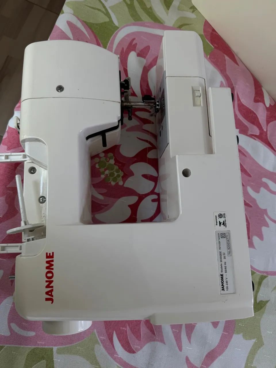 Máquina de costura Janome / 1.500 - Foto 3