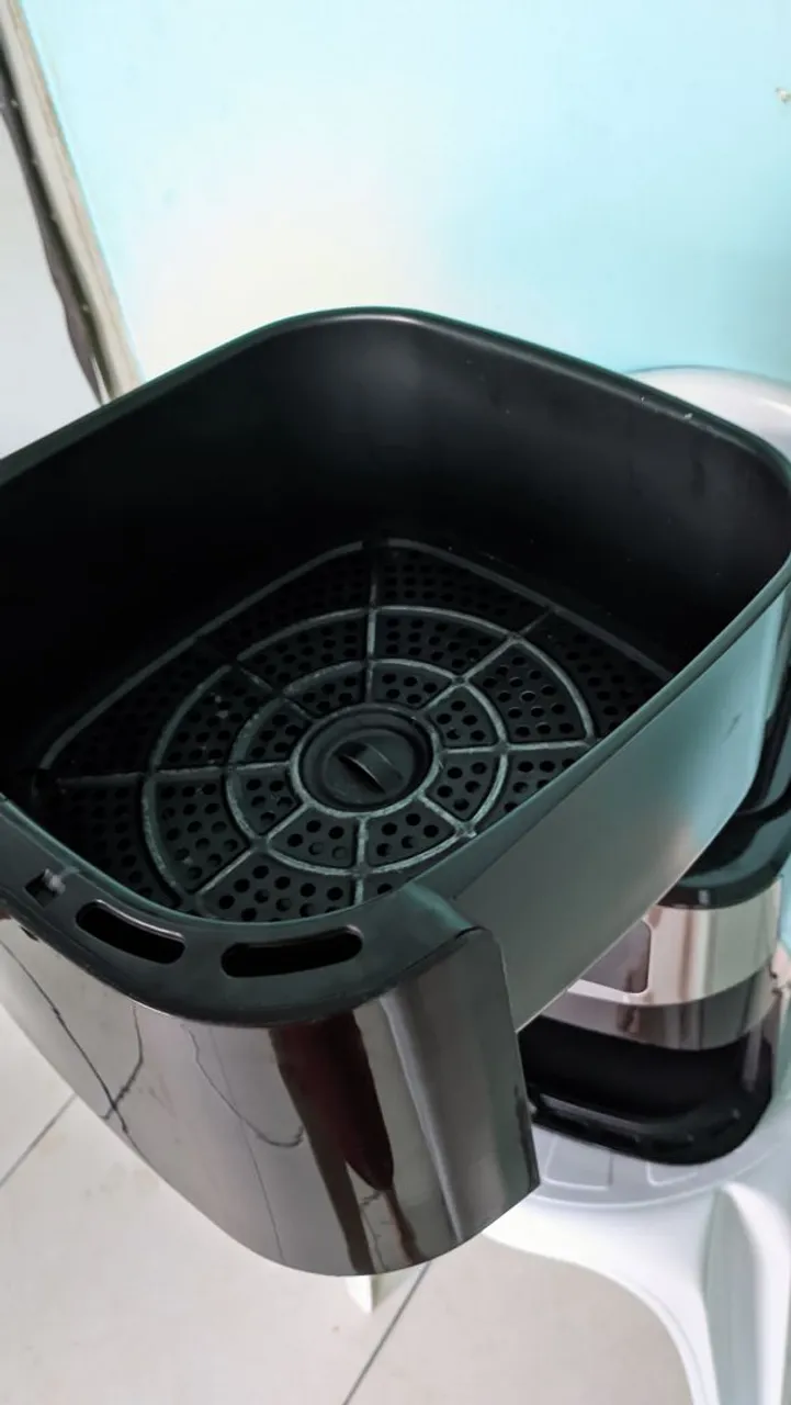 Air Fryer com cesto removível - Praticidade na cozinha