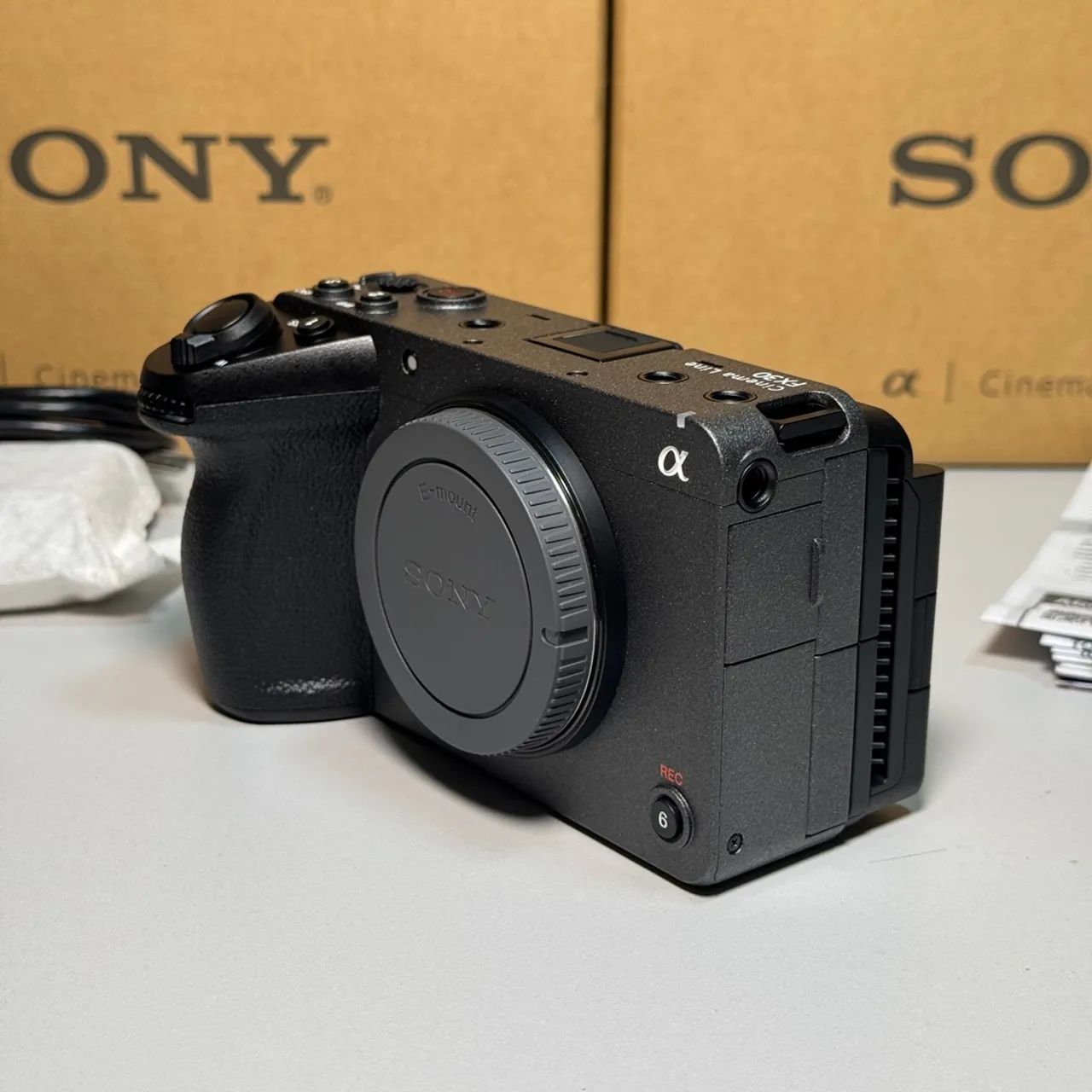 Câmera Sony FX30 Cinema 4K ILME-FX30B - Pronta Entrega  - Foto 4