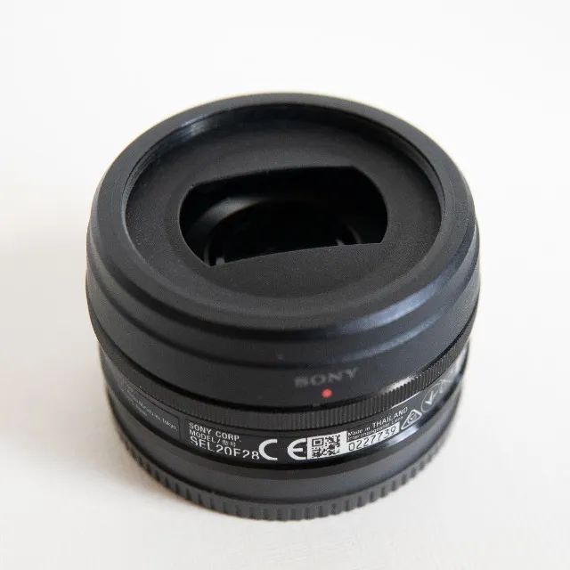 Lente Sony E 20mm F/2.8 E-mount - Foto 2