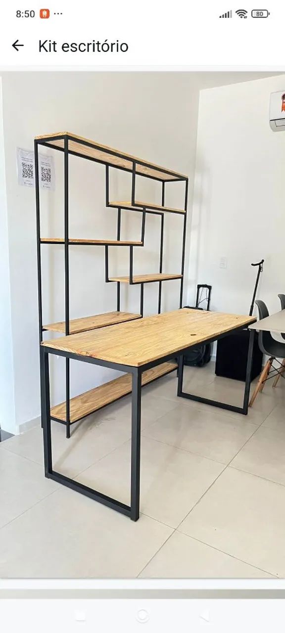 Mesa de escritório industrial com tampo de madeira - Foto 3