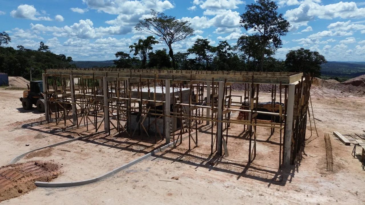 Imóvel para venda tem 2500 metros quadrados em Centro - Anápolis - GO