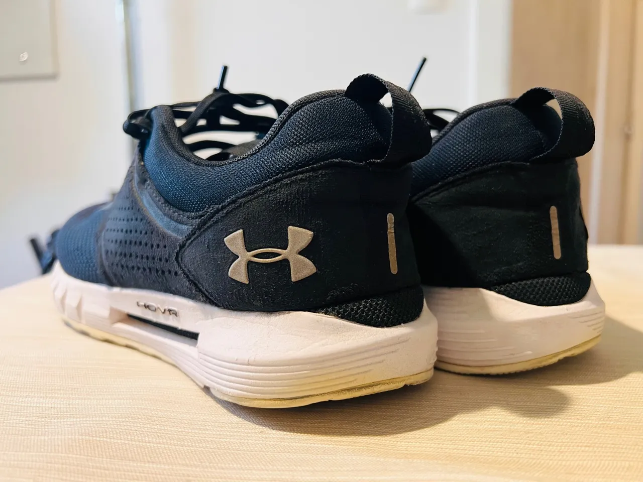 Tênis Under Armour HOVR 