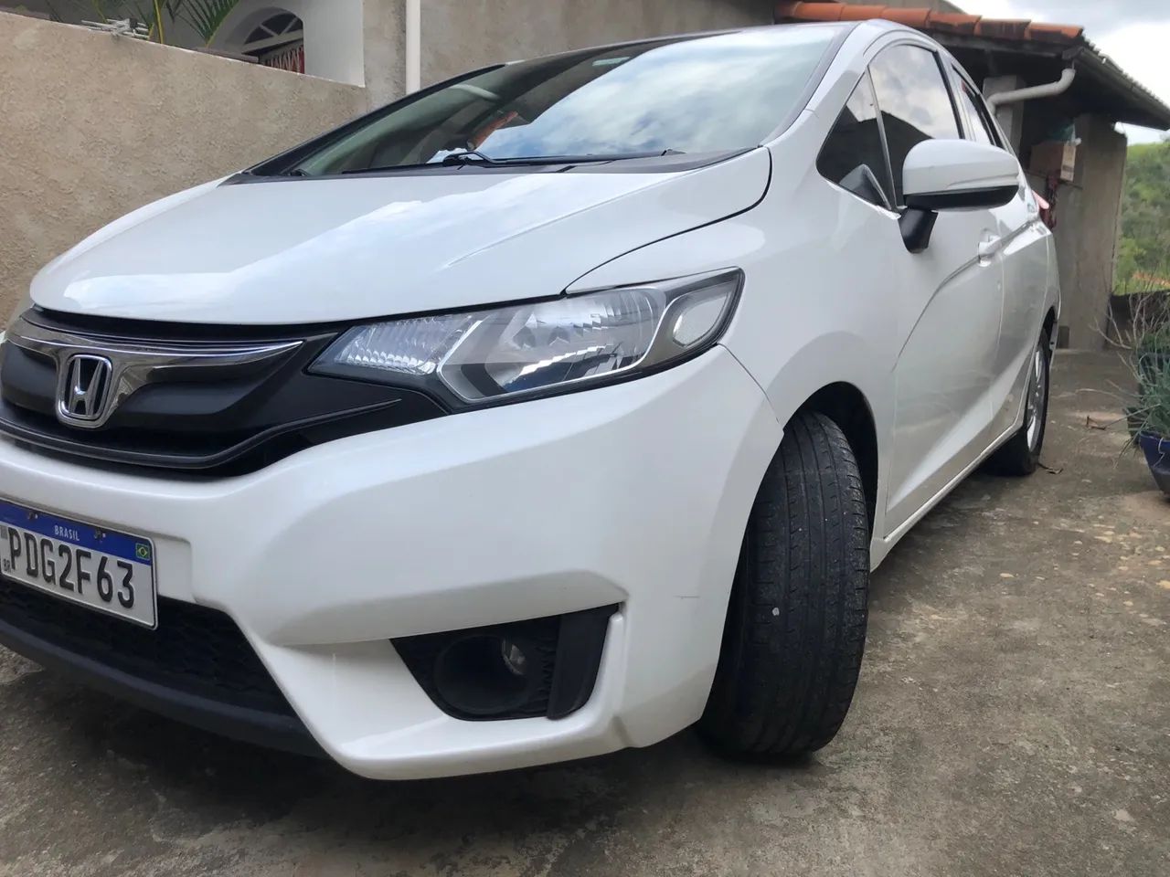 Honda Fit 2015 LX Automático | Baixa KM | Pneus Novos | Revisado