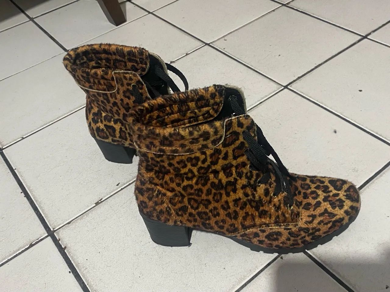 Botas Animal Print - Estilo e Conforto