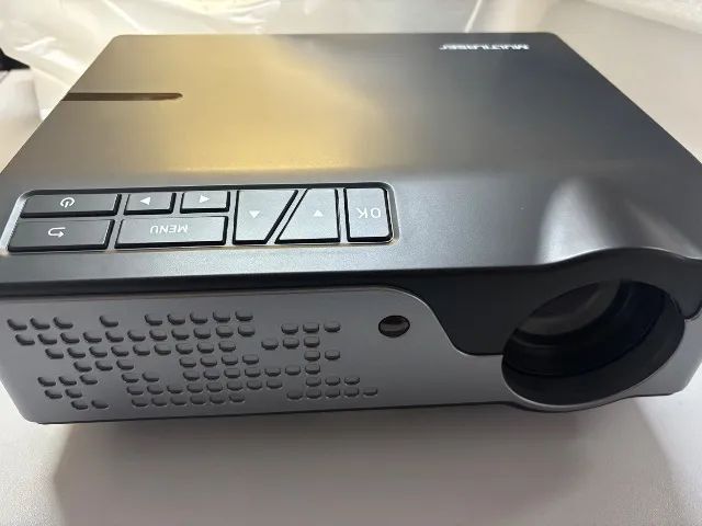 Projetor Multilaser Pj004 De 4500 Lumens Com Conexão Wi Fi Novo - Foto 2