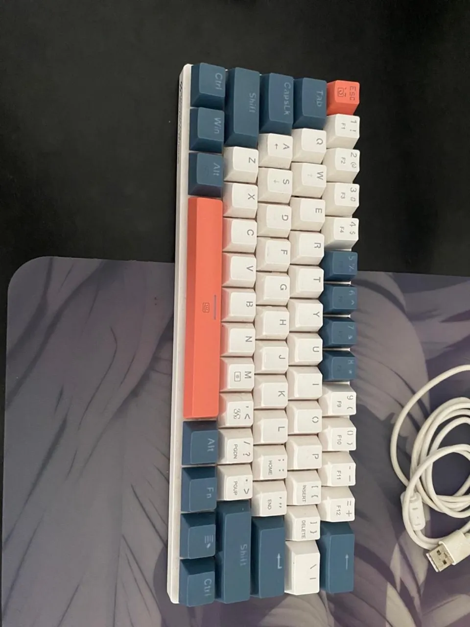 Teclado mecânico switch vermelhos