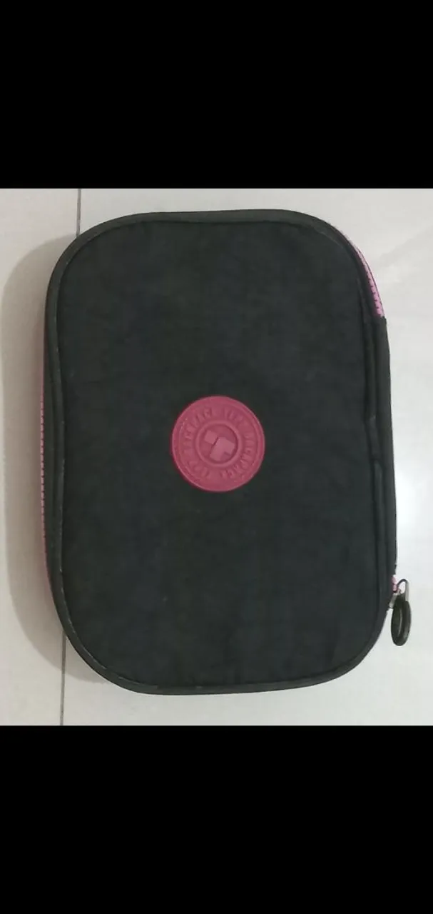 estojo - 100 pens (preto e rosa)