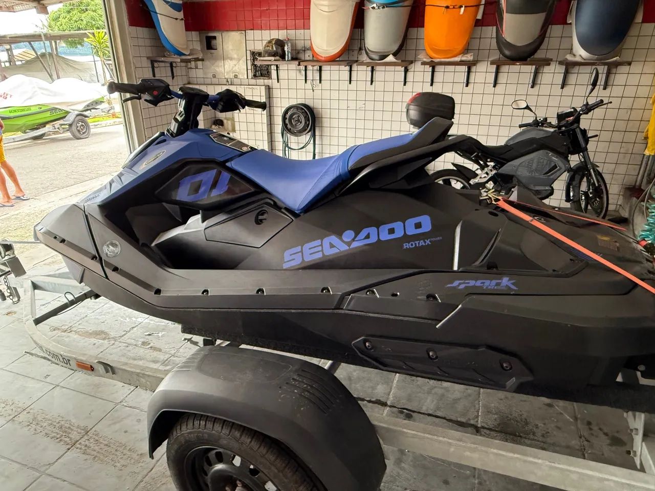 Sea Doo Spark Trixx 2022 23horas 2 lugares - Foto 4