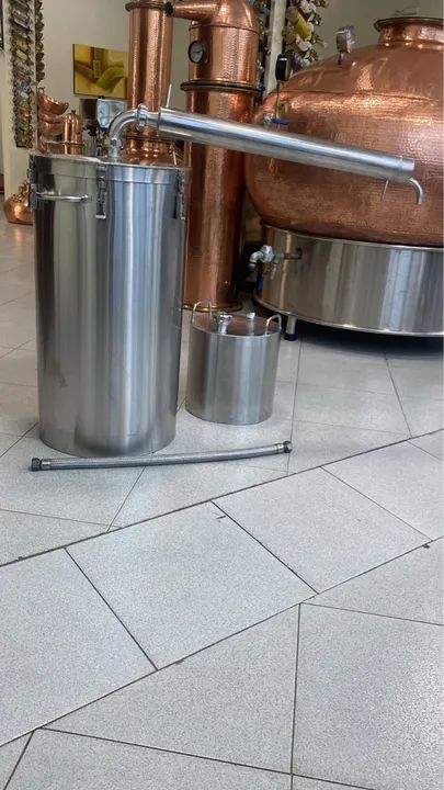 Destilador de óleos essenciais 