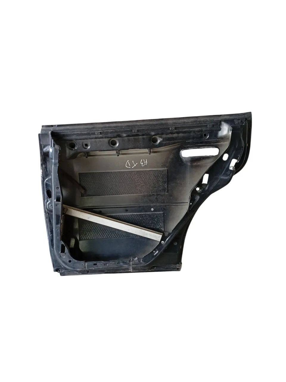 Porta Traseira Direita Audi A3 2005 Detalhes - Foto 2