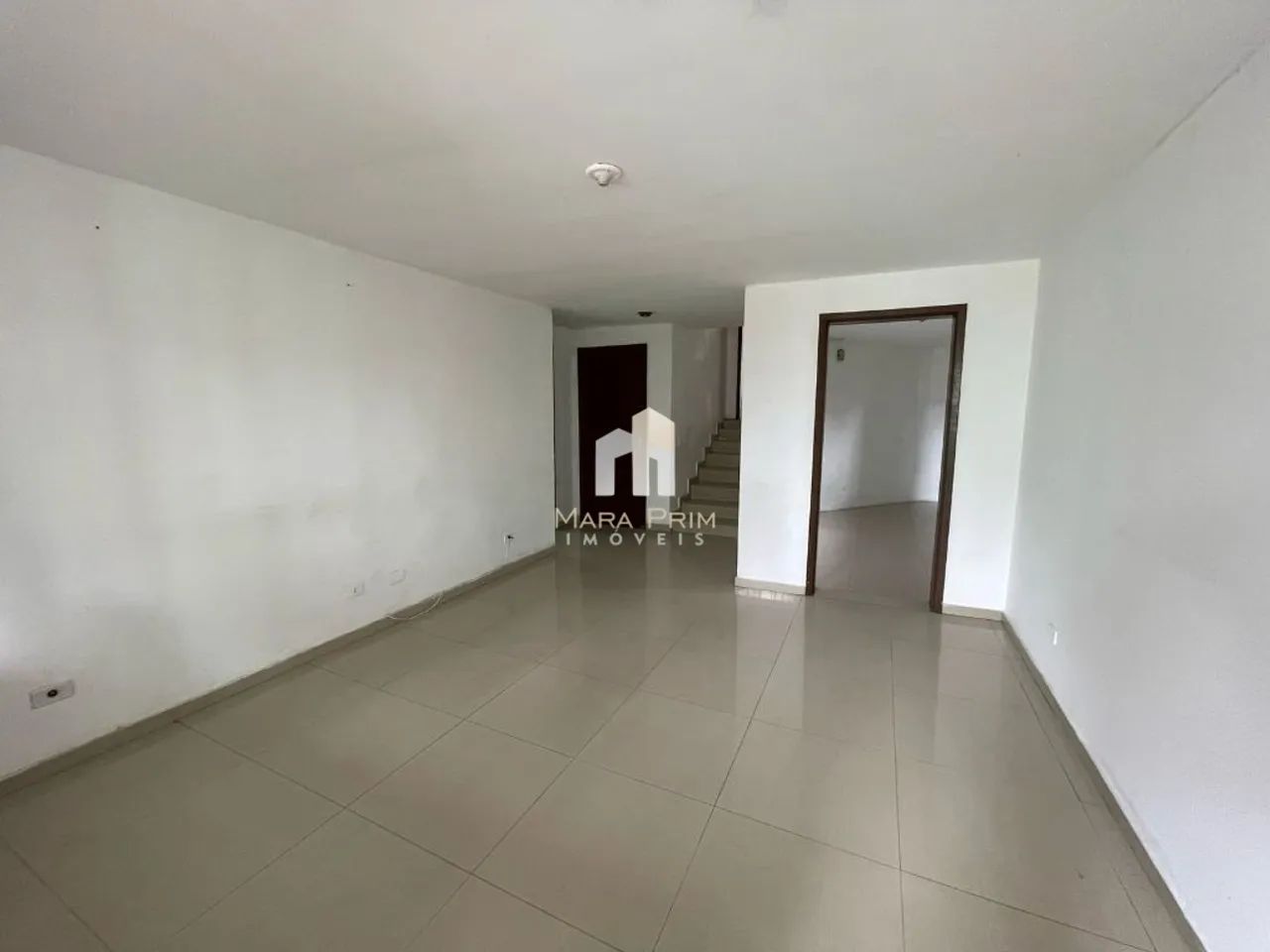 Sobrado com 05 dormitórios para locação por R$ 4.500/mês, 200m² - Bairro Alto - Curitiba/P - Foto 2