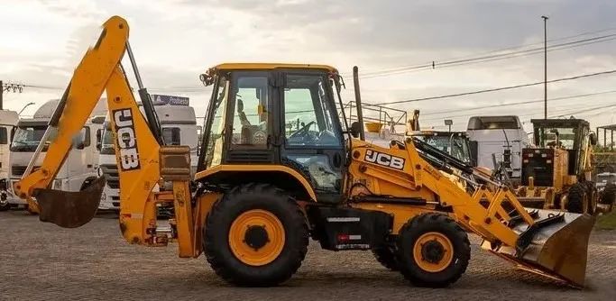 Retroescavadeira JCB 2017  - Foto 4