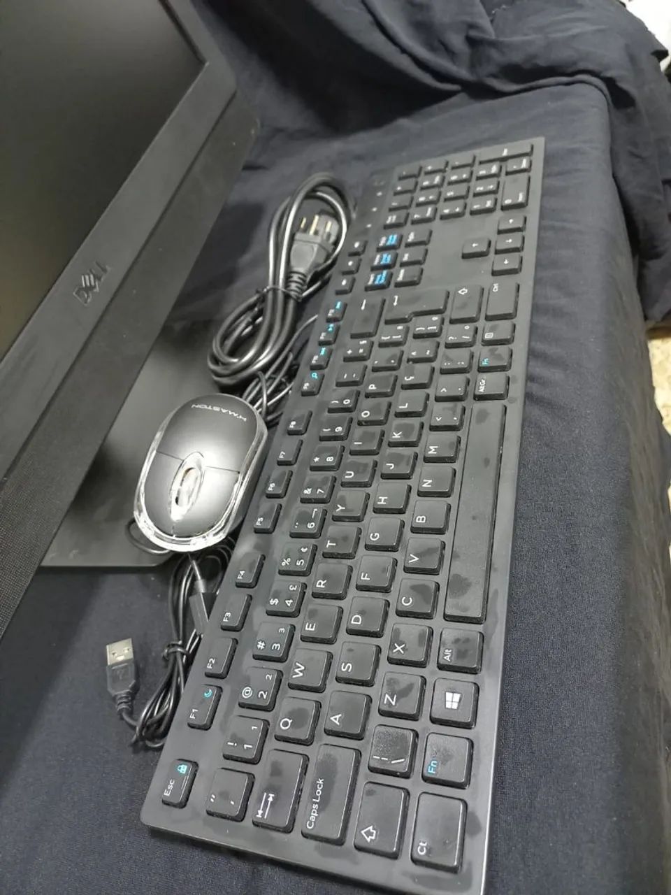 Monitor, mouse e cabo de força . Leia as informações adicionais. - Foto 2