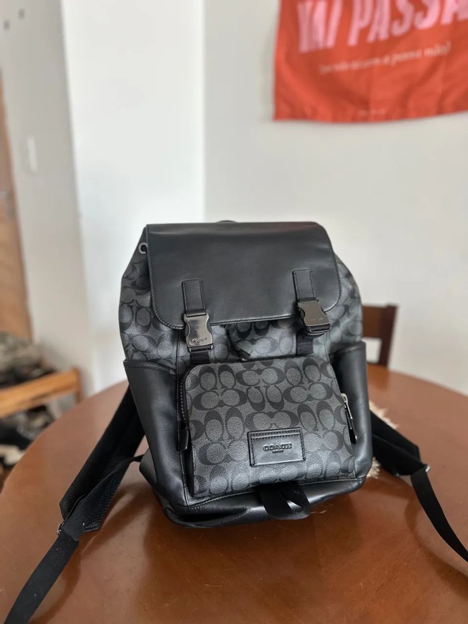 Mochila Coach Original League Flap Signature Coach - De couro, pouco usada