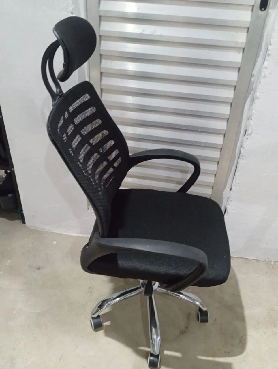 Cadeira de Escritório Ergonômica com Rodas - Foto 2