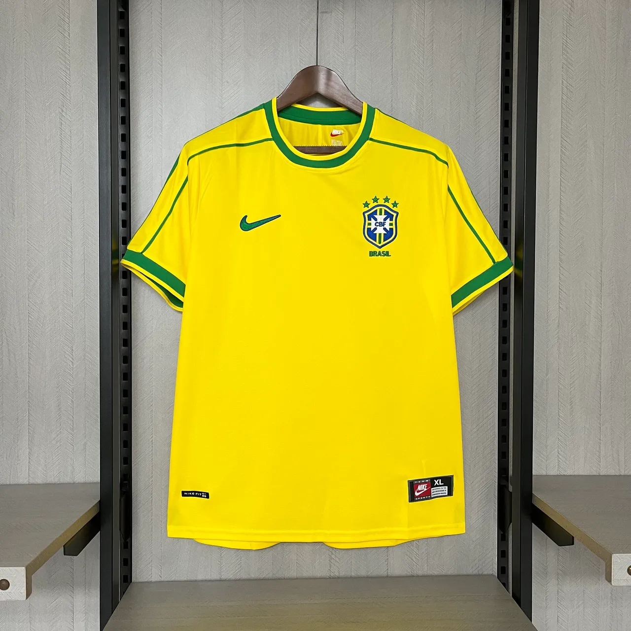 Camisa Seleção Brasileira retrô 98 - Tamanho M