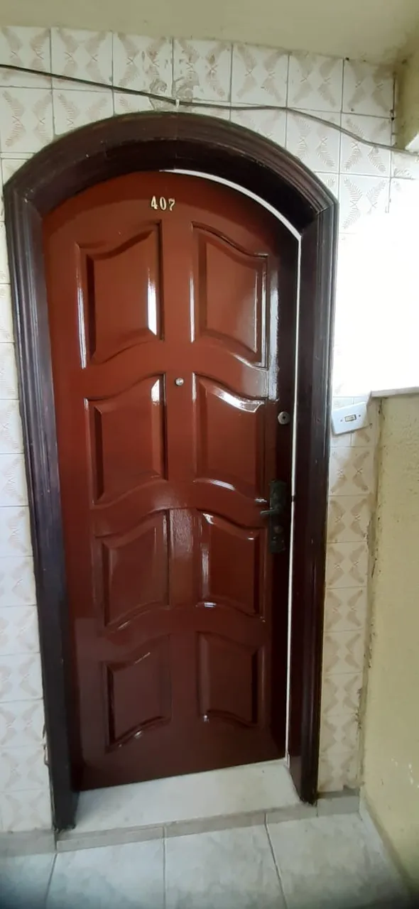 Alugo excelente Apto na Fazenda Botafogo, Sala, 2 quartos, cozinha com armarios embutidos,