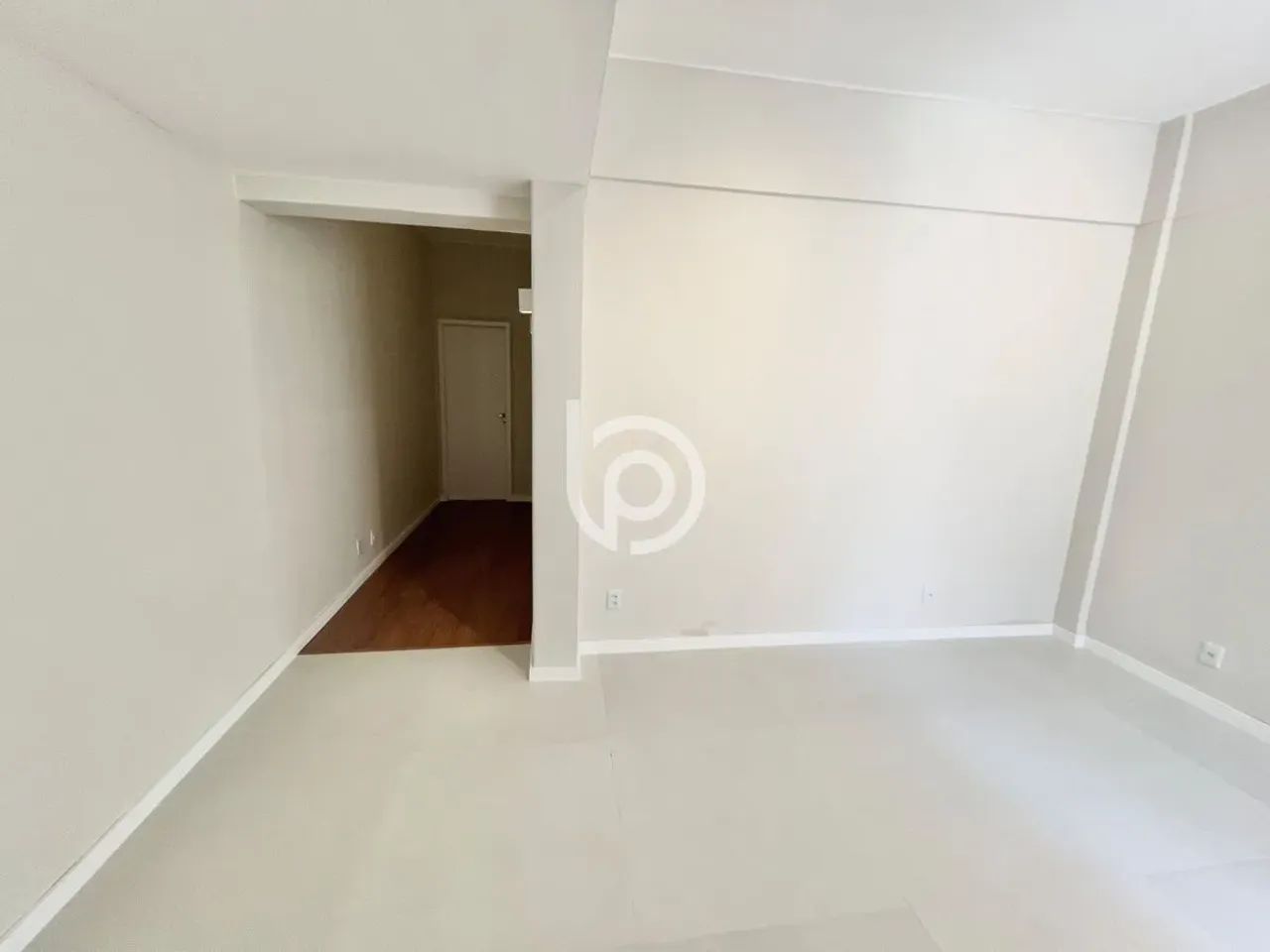 Flamengo - Zona Sul - Reformado - próximo ao metrô - Foto 3