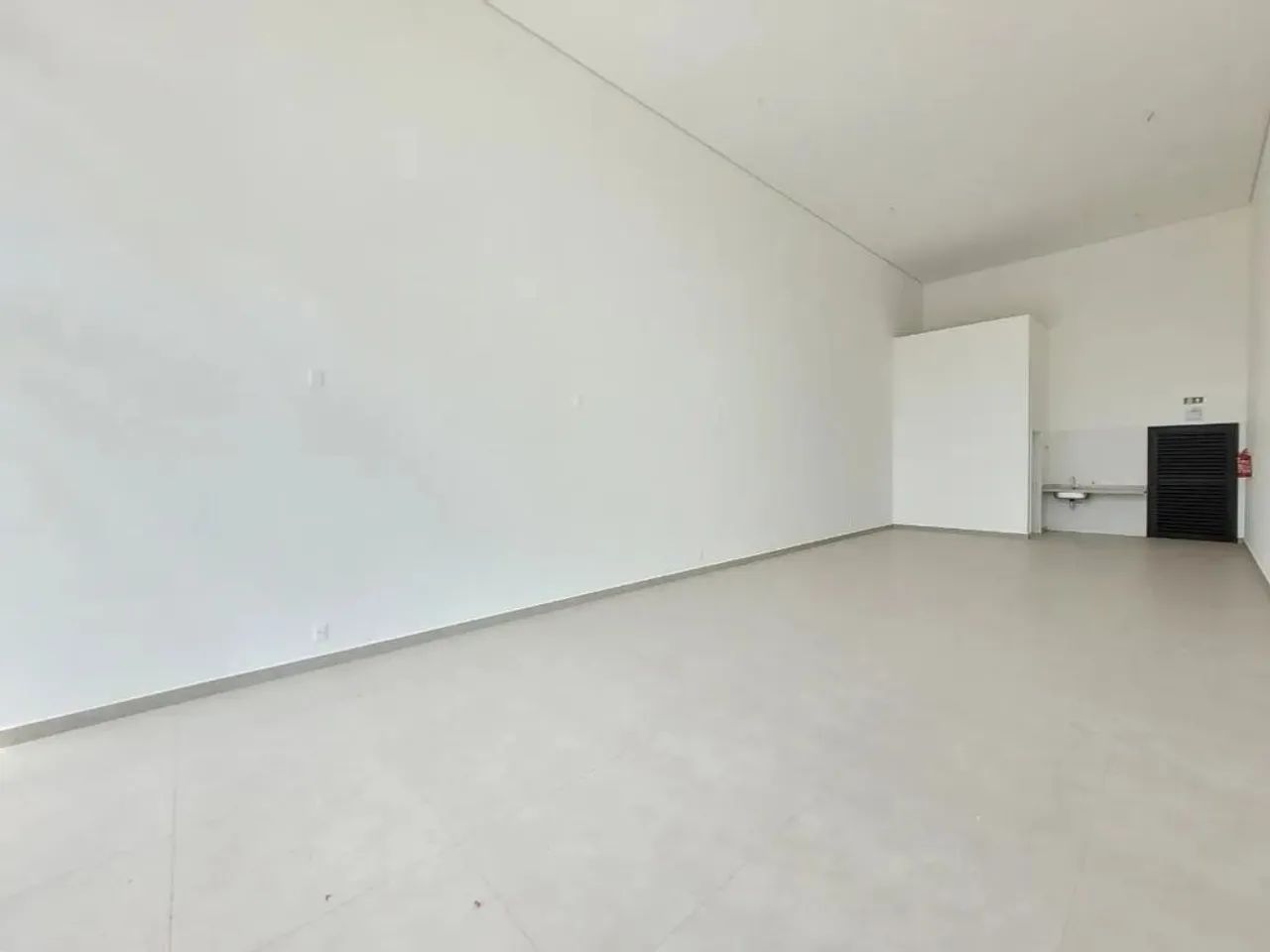 Sala para alugar em Maringá, Zona 08, com 78.99 m², Vision Mall - Foto 3