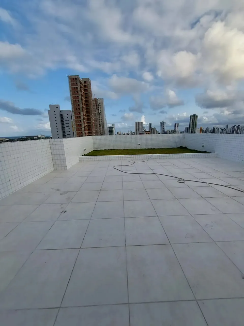 Imóvel para venda tem 80 metros quadrados com 3 quartos em Campo Grande - Recife - PE