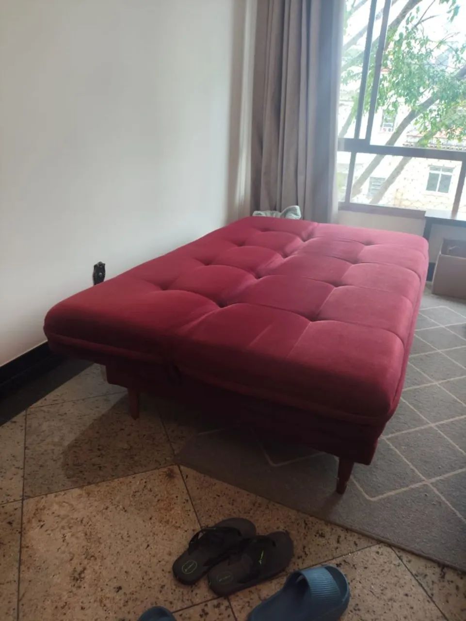 Sofá Cama Casal 3 Lugares Suede / Veludo - Vinho / Bordô - Foto 3