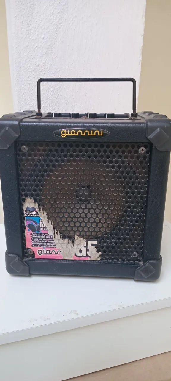 Caixa amplificador Giannini 
