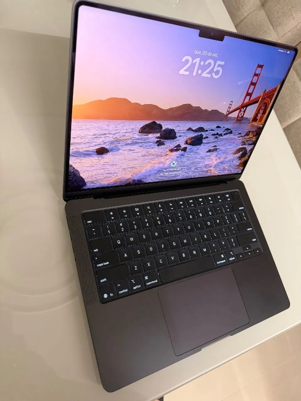 MacBook Pro 14 - M5 16GB 1TB - AppleCare - (Novo) - Notebooks