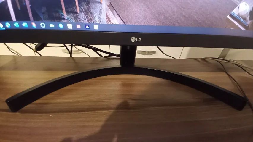 Monitor LG 29 polegadas Ultrawide Screen Full HD ideal para Bolsa de Valores e Games - Foto 3