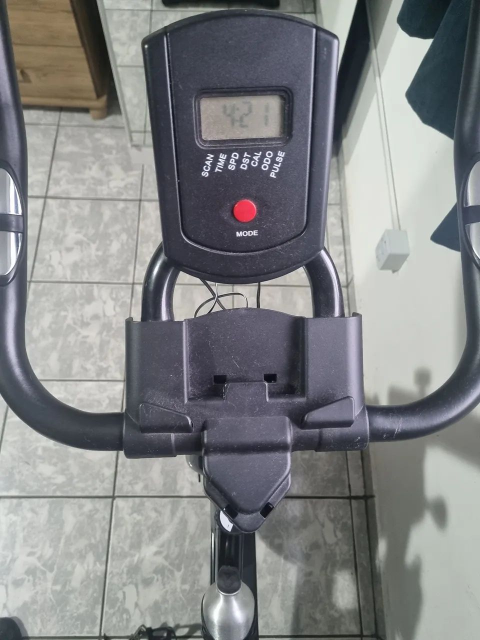 Bicicleta spinning WCT - Roda 13kg de inércia  - Foto 3