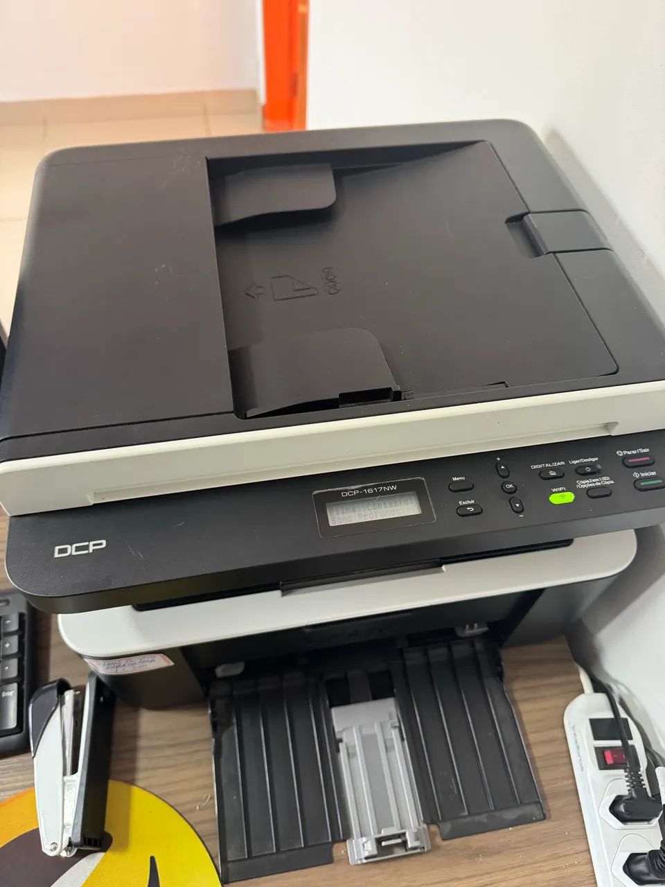 Multifuncional brother a laser DCP 1617