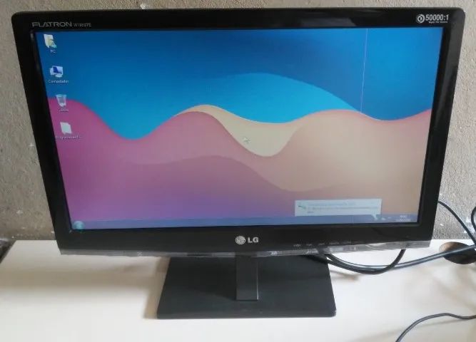 VENDO MONITOR USADO DE 19 POLEGADAS