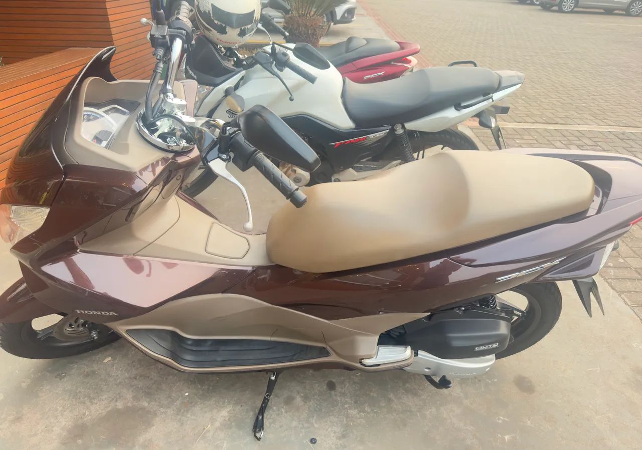 Moto pcx 2017 marrom  - Foto 3