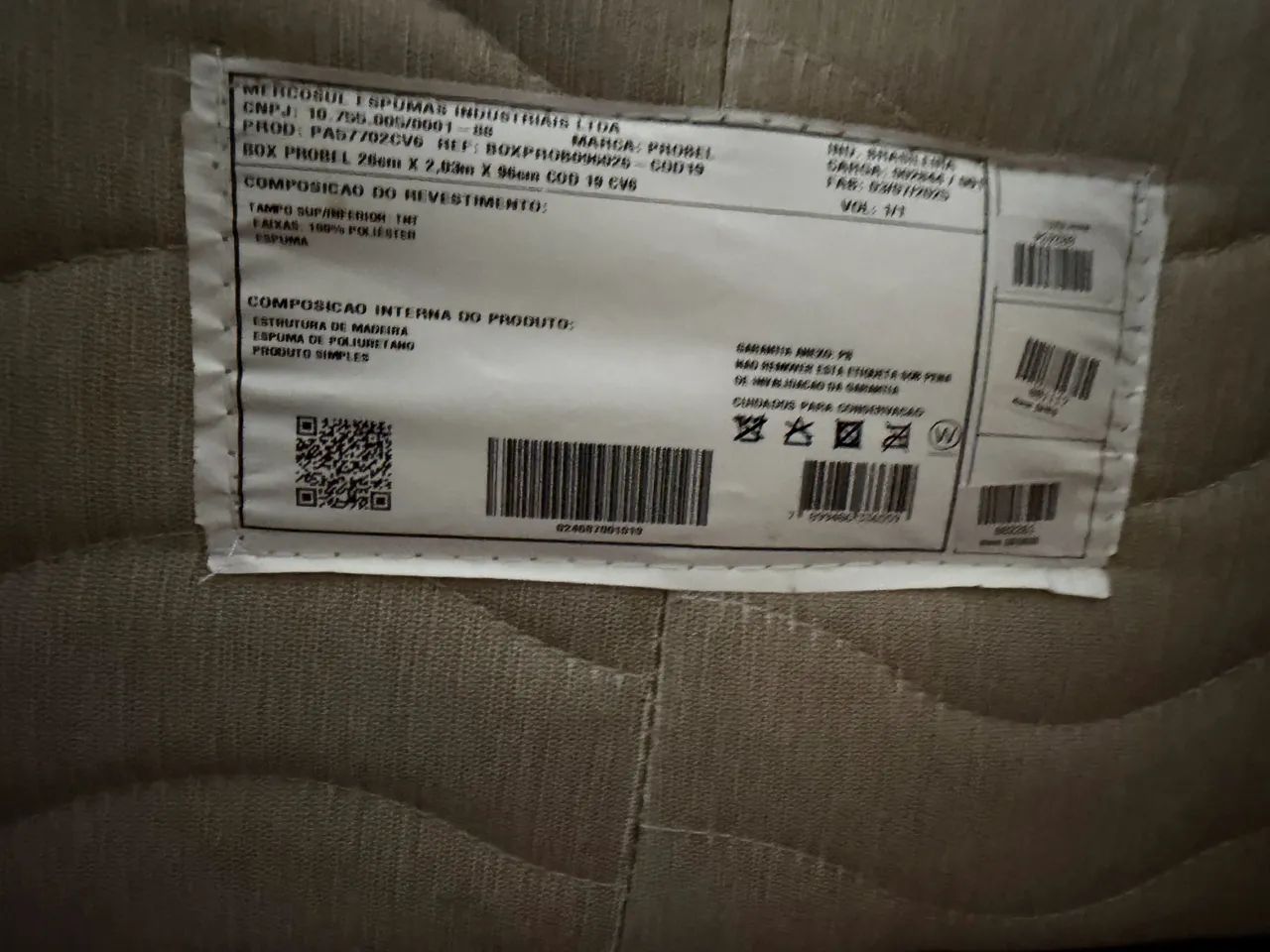 Cama King Size com pellow top acoplado - Foto 2