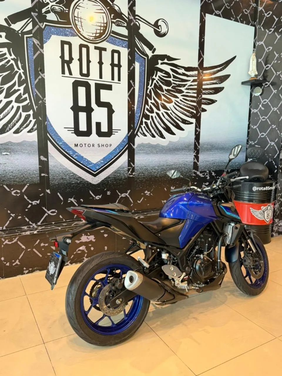 YAMAHA - MT 03 - Foto 2