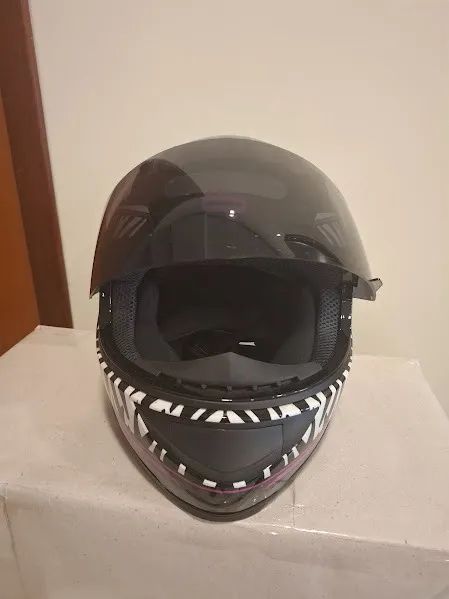 DESAPEGO RÁPIDO: Capacete Feminino Norisk FF391 Beauty (Preto/Lilás Zebra) - Foto 2