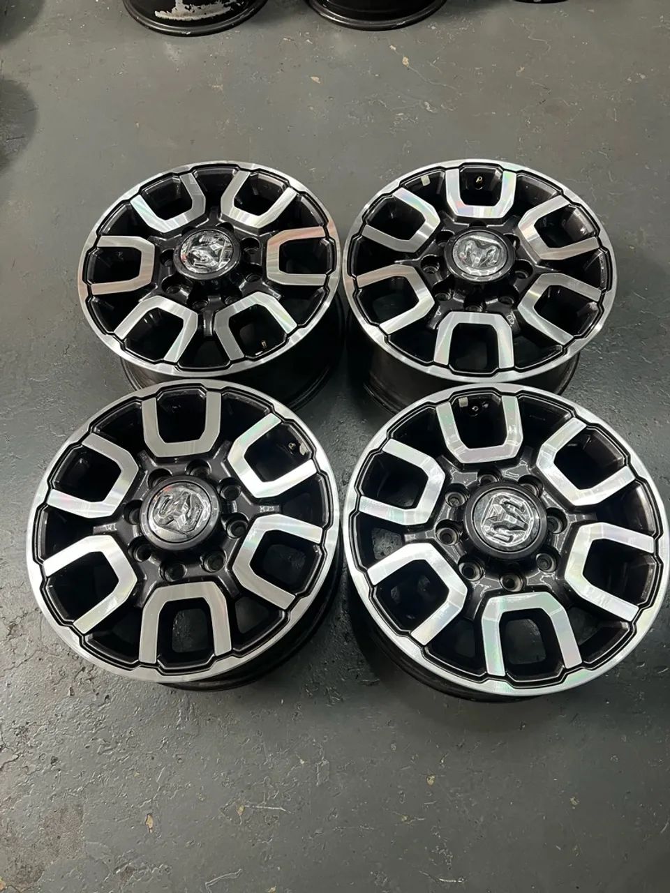 Roda da Dodge Ramm - Foto 2