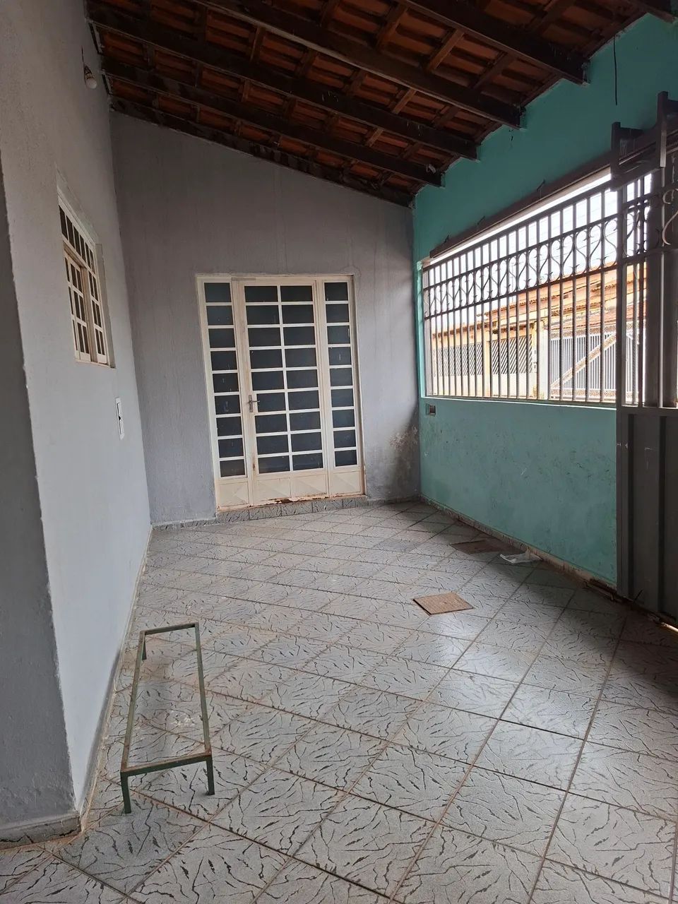 Alugo casa  só no lote - Foto 2