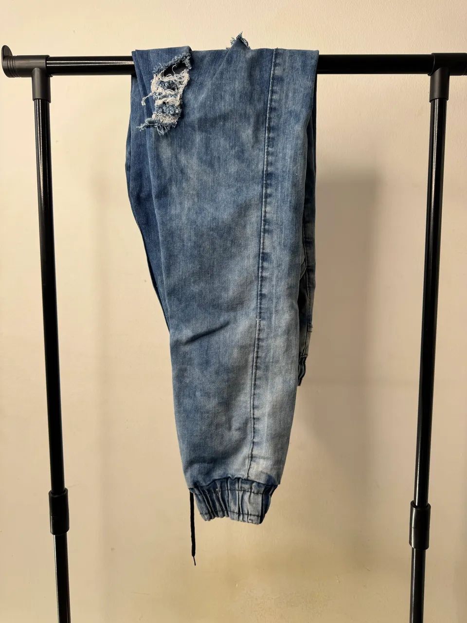 Calça jeans jogador com elástico  - Foto 2
