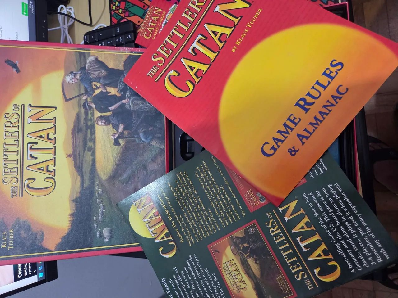 Jogo de Tabuleiro - CATAN (versão inglês) - Foto 3