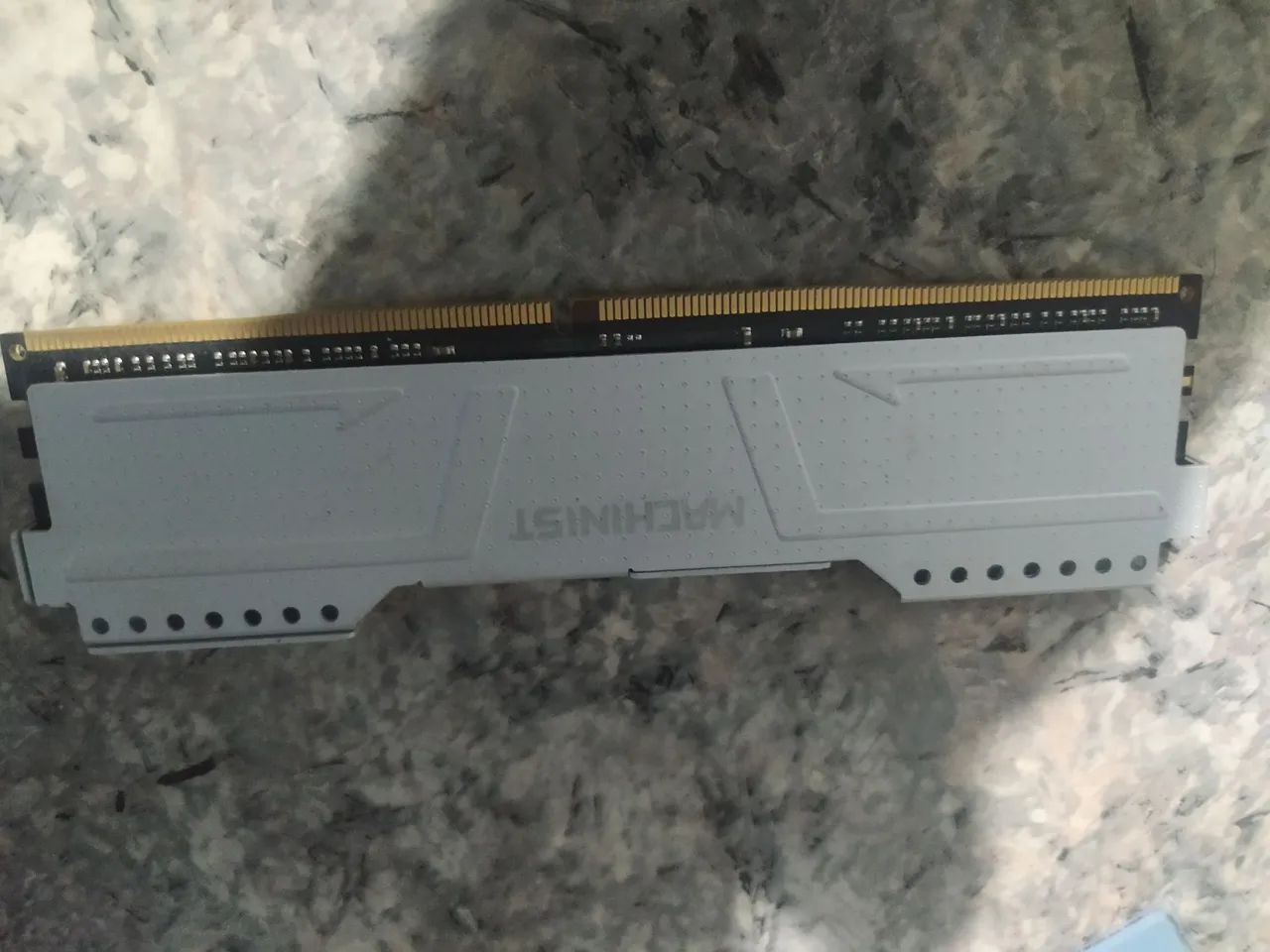 Troco memória ram 8gb machinist 