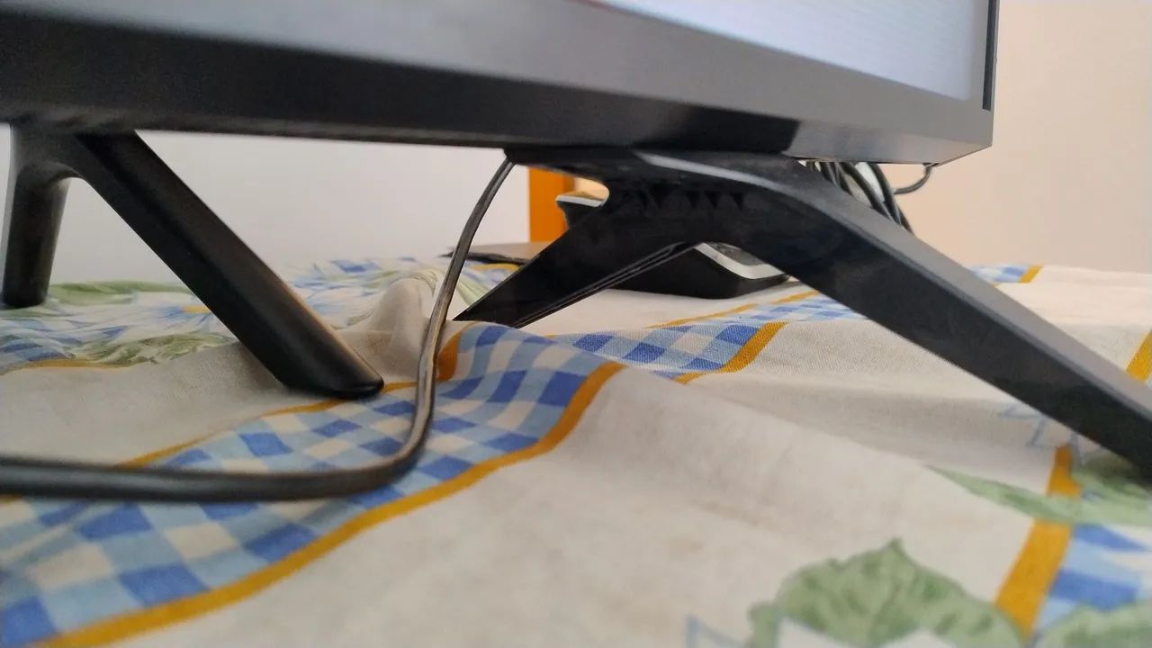 Suporte Base tv LG 55UQ801 - Foto 2