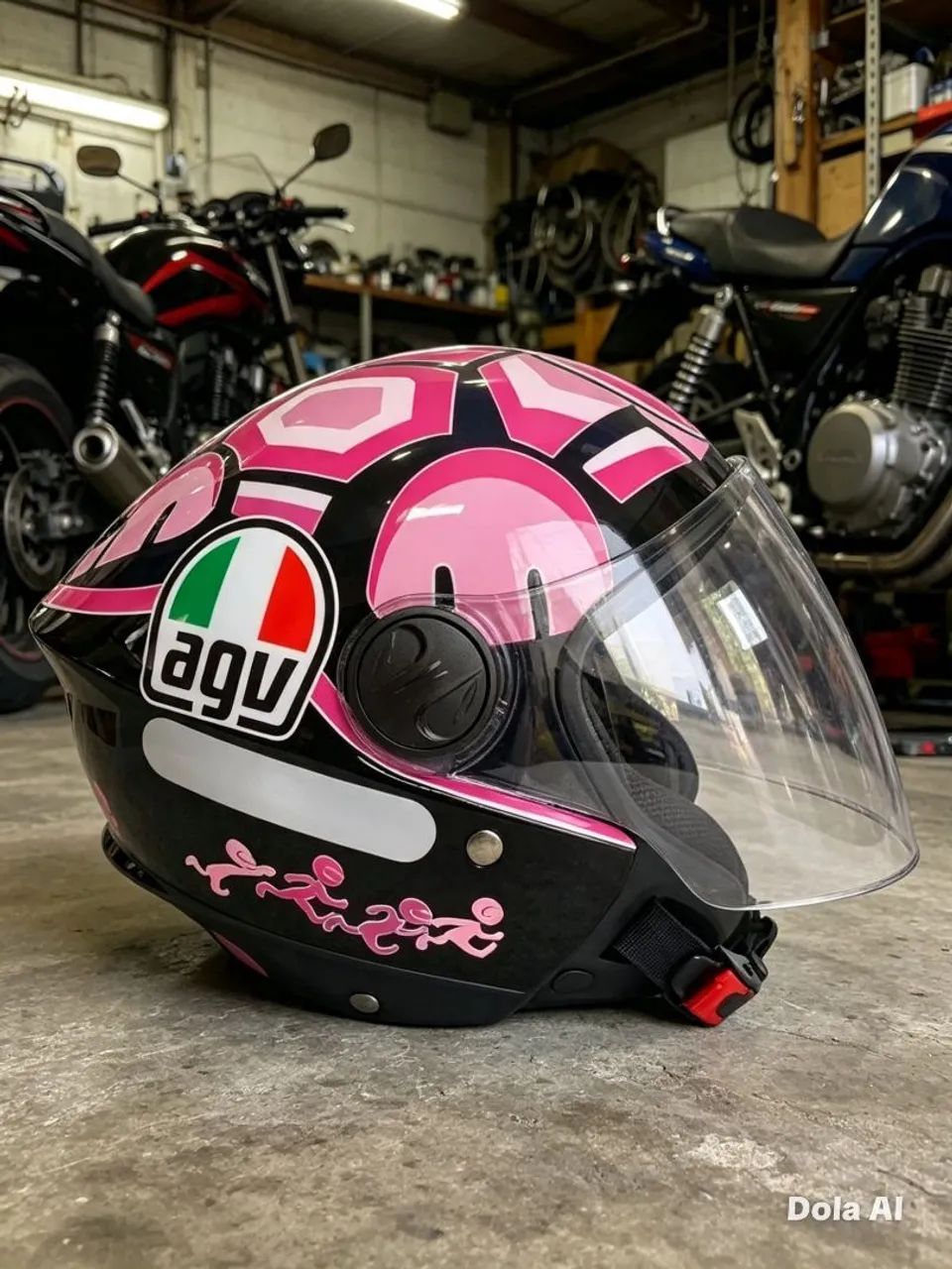 Capacete novos - ENT GRÁTIS  - Foto 2