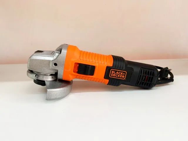 Esmerilhadeira Angular 920W Black & Decker