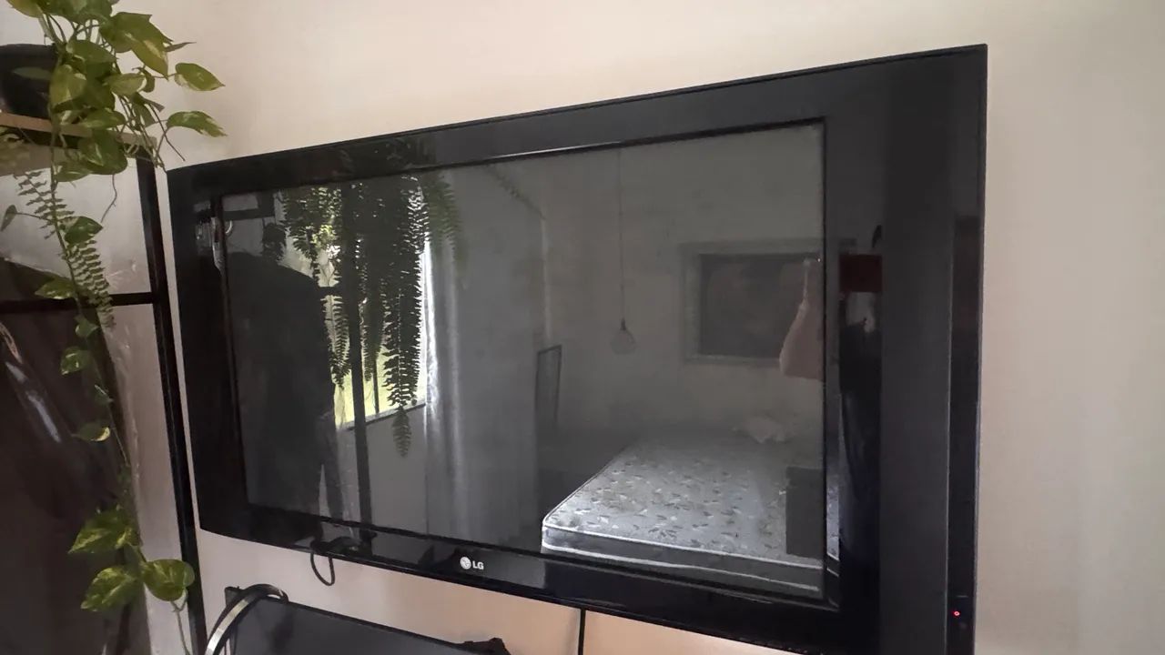 TV LG Plasma Grande - Funcionando - Foto 2