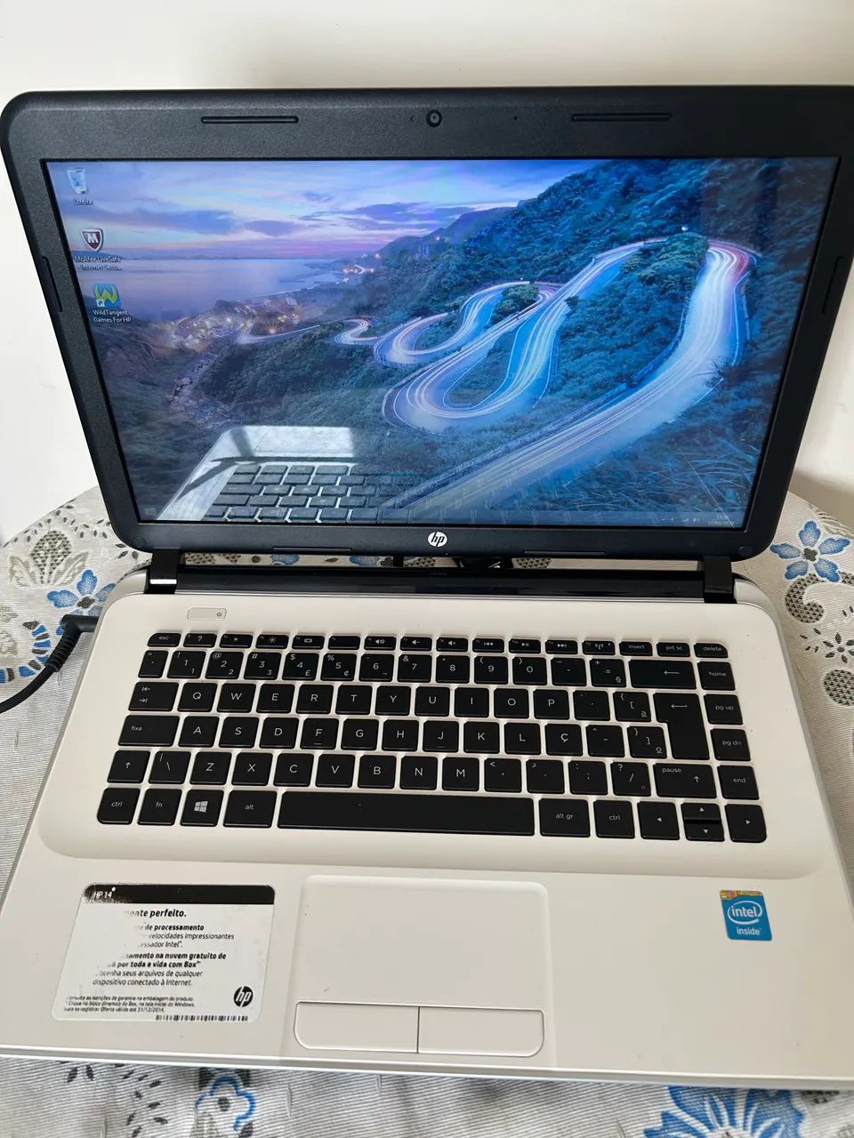 Laptop HP Pavilion 14  - Foto 2