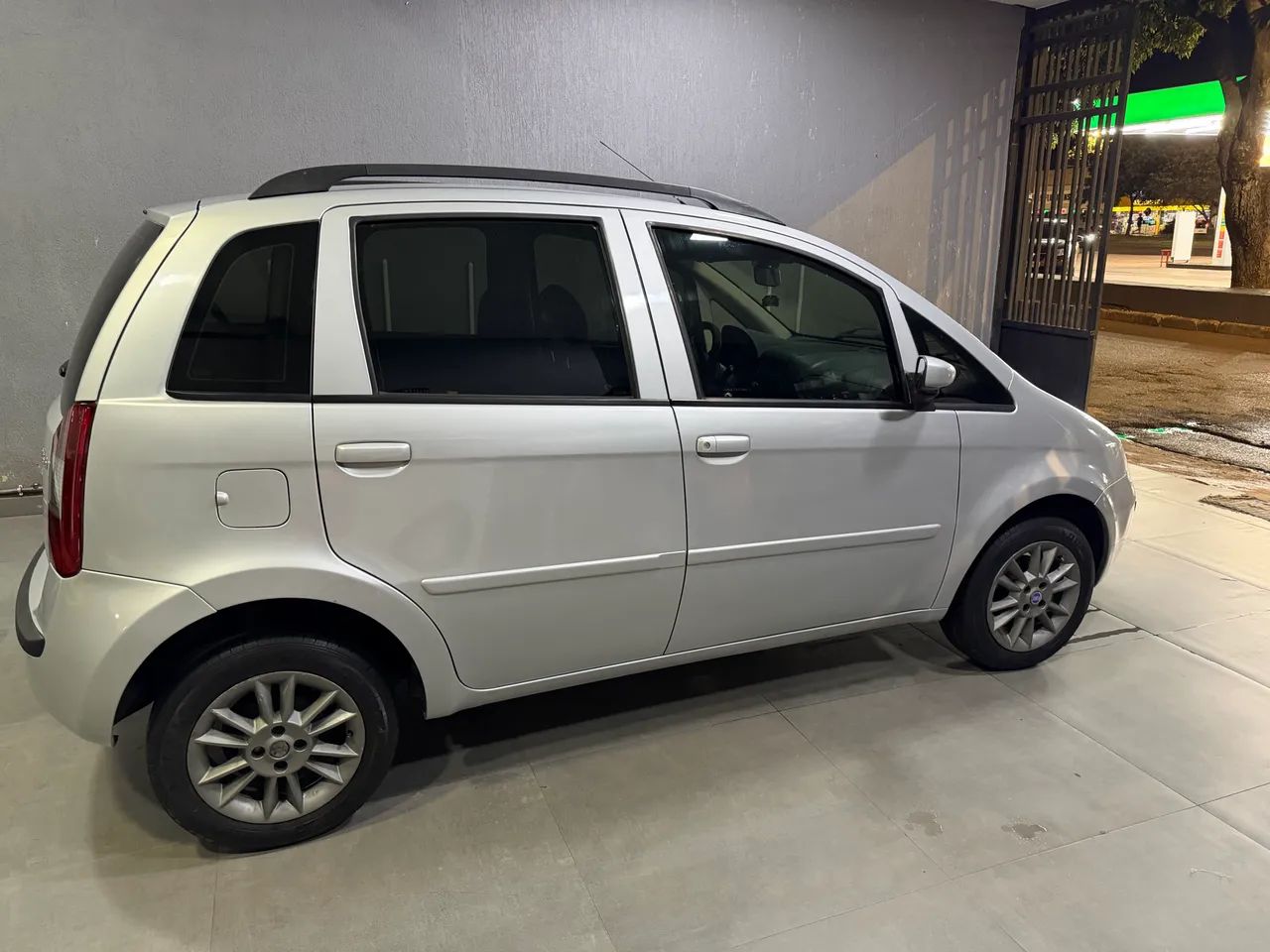 Fiat Idea ELX 1.4 MPI Fire Flex 8V 5P 2010 - Foto 5