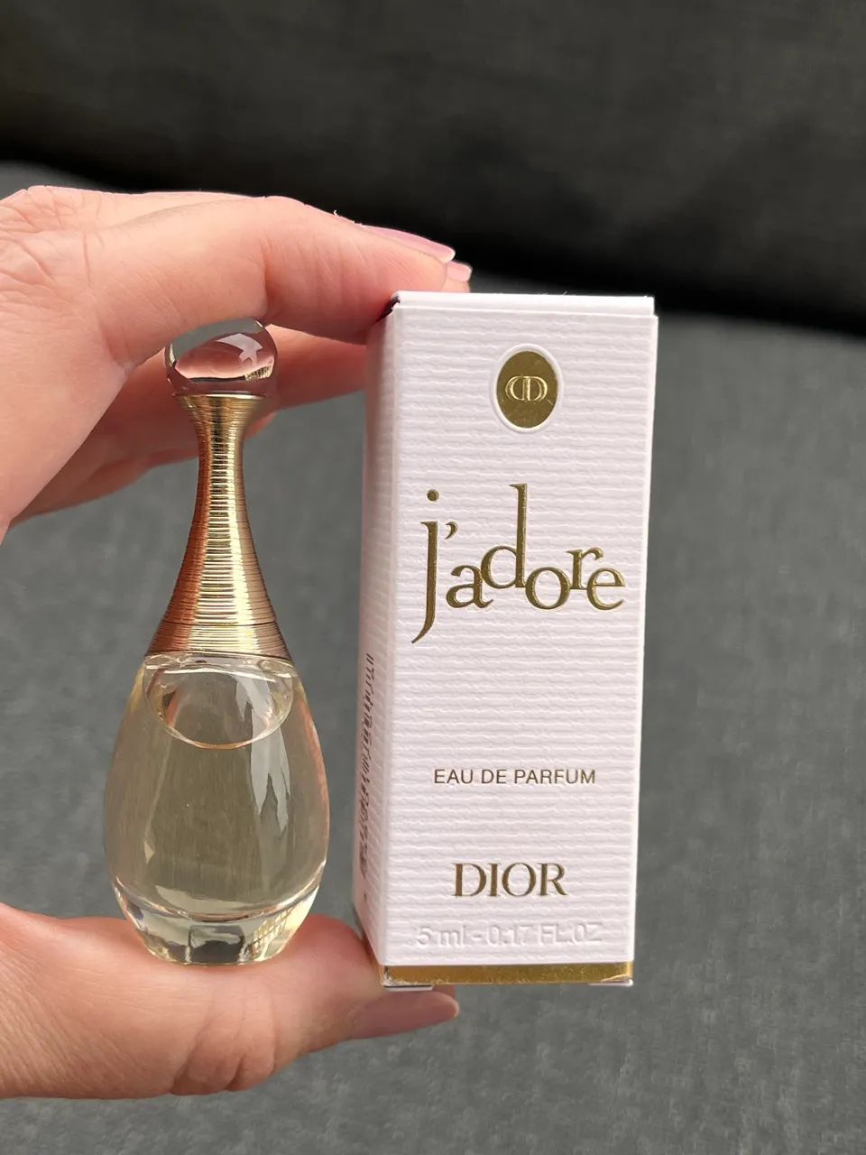 mini perfume dior j'adore eua de parfum 5ml - Foto 2