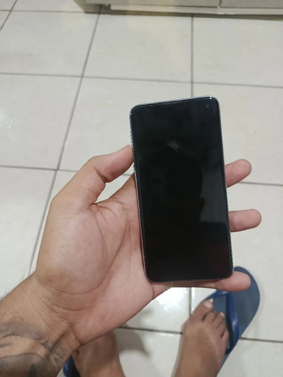 Samsung S10E, 128GB e 6 GB de RAM. - Foto 3